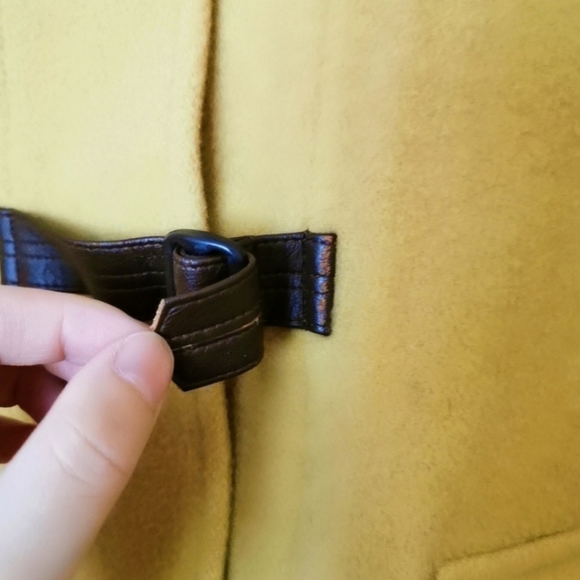 Golden tan wool-blend buckle hooded car coat - Picture 8 of 9